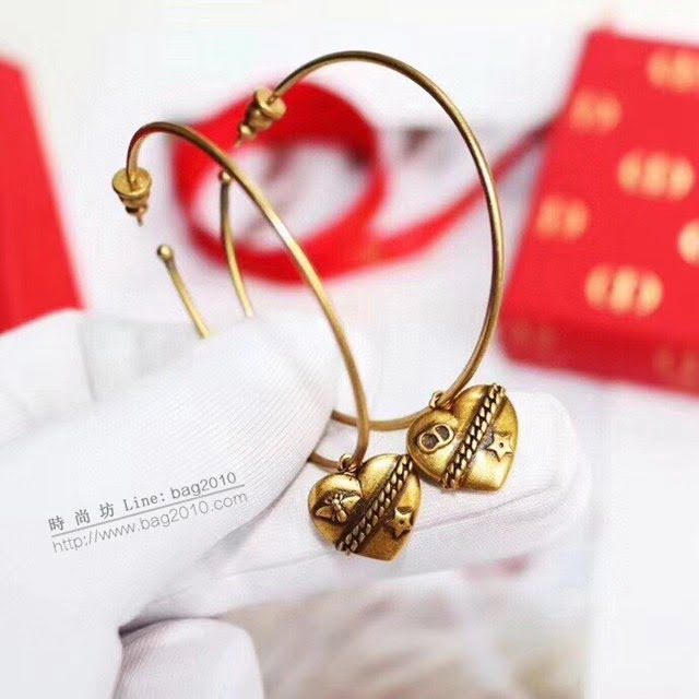 Dior飾品 迪奧經典熱銷款蜜蜂CD桃心愛心耳釘耳環  zgd1134